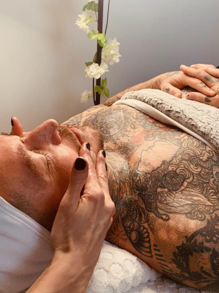 Facial